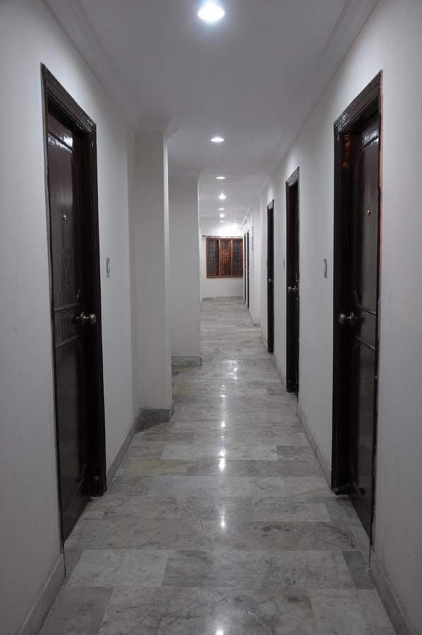 Vani Lodge Visakhapatnam Exteriör bild